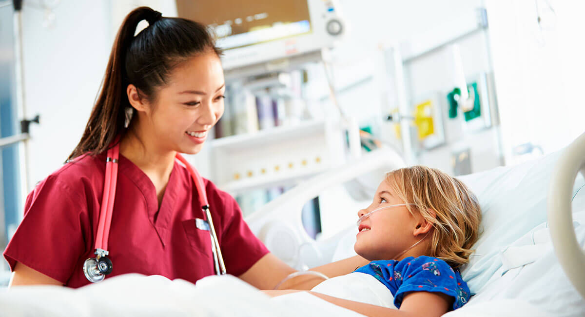 Máster en cuidados intensivos enfermeros pediátricos y neonatales