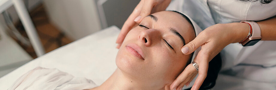 Experto Universitario en Protocolos y Tecnología aplicada en Medicina estética